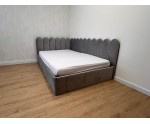 Polsterbett 120x200 cm LINKS mit Paneelen im Zaun-Design und Bettkasten, Stoff Riviera 82 Asche, Jugendbett LILO SM 02