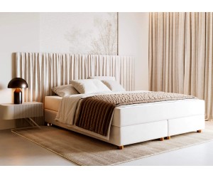 LARETTO T23 Stilvolles Bett 180x200 cm mit Matratze und Topper, Boxspringbett auf Holzfüßen, elegantes Kopfteil