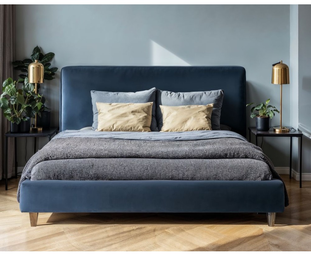 Ehebett 160x200 cm, Doppelbett, Polsterbett mit Bettkasten und glattem Kopfteil, auf Füßen, LARETTO T36